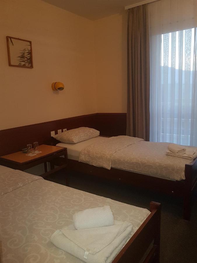Hotel Sax Balkan Dimitrovgrad Eksteriør billede