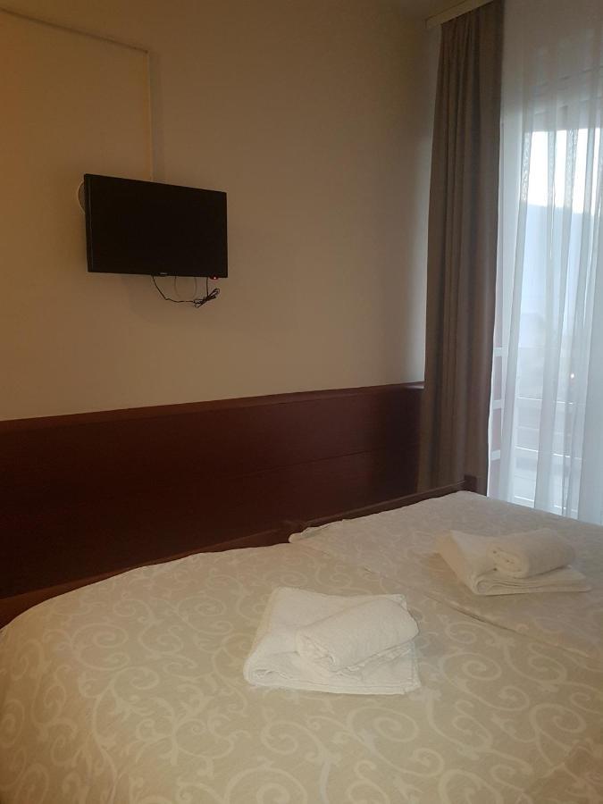 Hotel Sax Balkan Dimitrovgrad Eksteriør billede