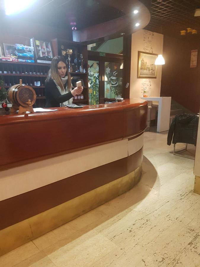 Hotel Sax Balkan Dimitrovgrad Eksteriør billede
