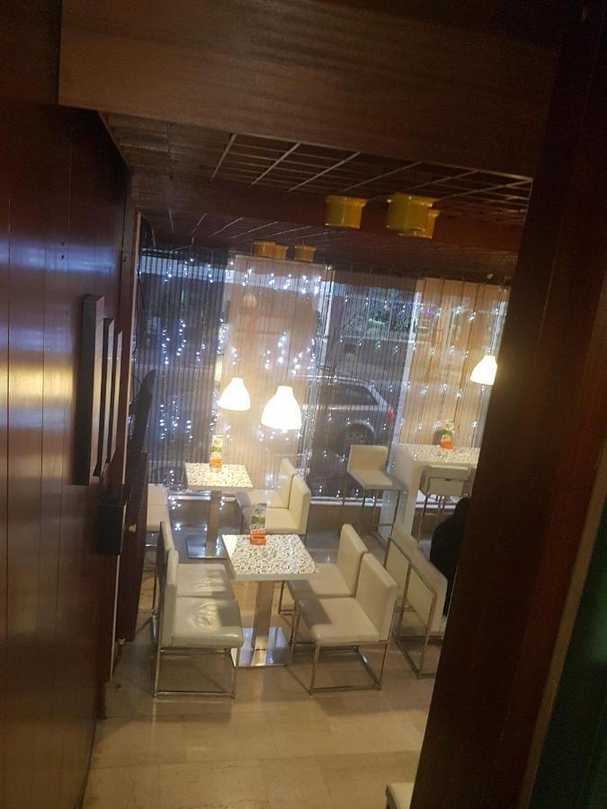 Hotel Sax Balkan Dimitrovgrad Eksteriør billede
